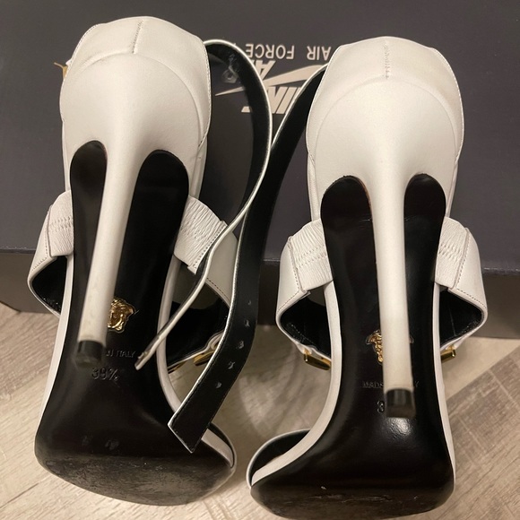 Versace Medusa Heels - Picture 3 of 10